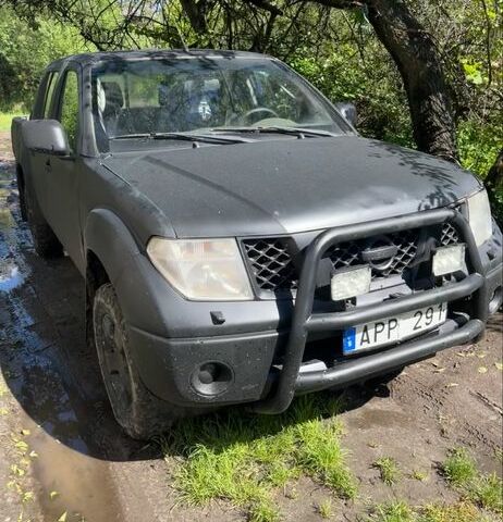 Черный Ниссан Навара, объемом двигателя 2.5 л и пробегом 3 тыс. км за 5000 $, фото 1 на Automoto.ua