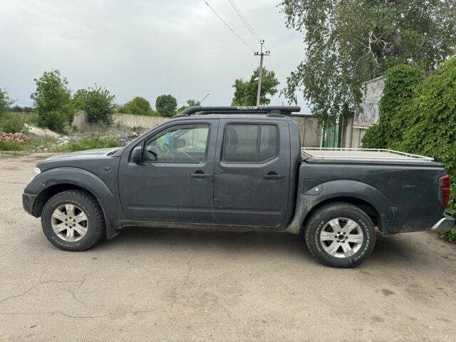 Чорний Ніссан Навара, об'ємом двигуна 2.5 л та пробігом 292 тис. км за 9500 $, фото 1 на Automoto.ua