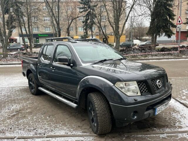 Черный Ниссан Навара, объемом двигателя 0 л и пробегом 139 тыс. км за 5800 $, фото 1 на Automoto.ua