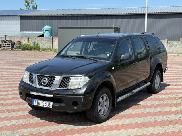 Черный Ниссан Навара, объемом двигателя 2.5 л и пробегом 200 тыс. км за 4450 $, фото 1 на Automoto.ua