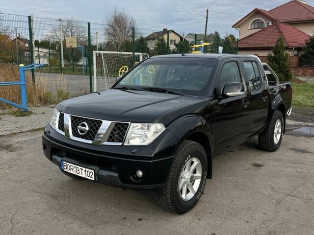 Черный Ниссан Навара, объемом двигателя 2.5 л и пробегом 177 тыс. км за 8900 $, фото 1 на Automoto.ua