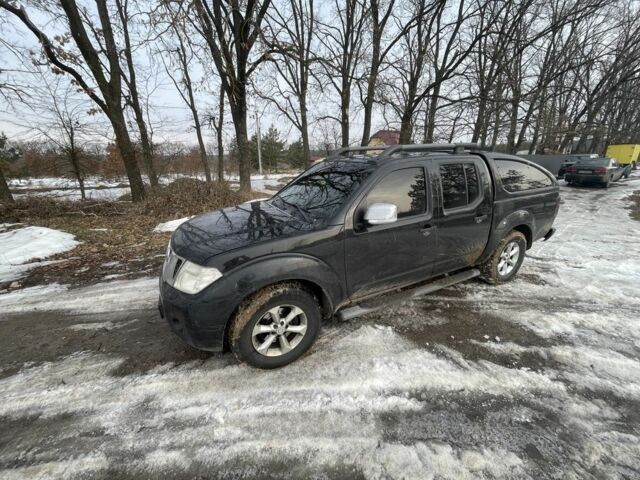 Черный Ниссан Навара, объемом двигателя 2.5 л и пробегом 200 тыс. км за 5850 $, фото 1 на Automoto.ua