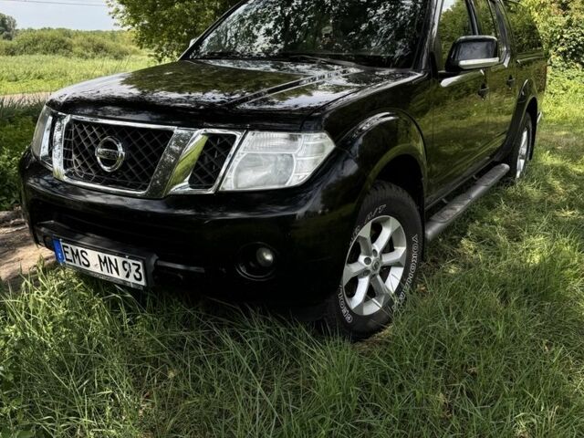 Ниссан Навара 2012 в Ровно на Automoto.ua Черный Ниссан Навара, объемом двигателя 2.5 л и пробегом 220 тыс. км за 9029 $, фото 1 на Automoto.ua