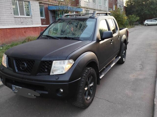 Ниссан Навара 2009 в Краматорске на Automoto.ua Черный Ниссан Навара, объемом двигателя 2.5 л и пробегом 300 тыс. км за 5700 $, фото 1 на Automoto.ua