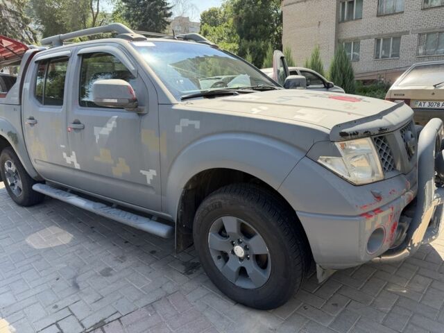 Красный Ниссан Навара, объемом двигателя 2.5 л и пробегом 258 тыс. км за 6500 $, фото 1 на Automoto.ua