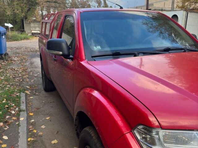 Красный Ниссан Навара, объемом двигателя 0 л и пробегом 143 тыс. км за 16000 $, фото 1 на Automoto.ua