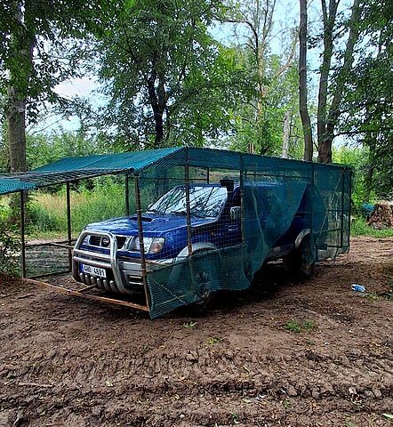 Ниссан Навара, объемом двигателя 2.5 л и пробегом 236 тыс. км за 5500 $, фото 1 на Automoto.ua