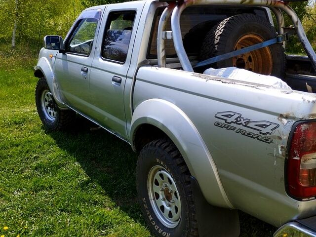 Ніссан Навара, об'ємом двигуна 2.5 л та пробігом 160 тис. км за 4500 $, фото 1 на Automoto.ua