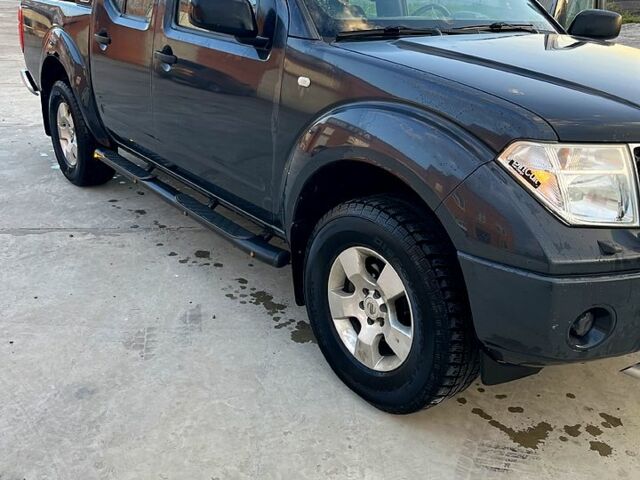 Ниссан Навара, объемом двигателя 2.5 л и пробегом 330 тыс. км за 7700 $, фото 1 на Automoto.ua