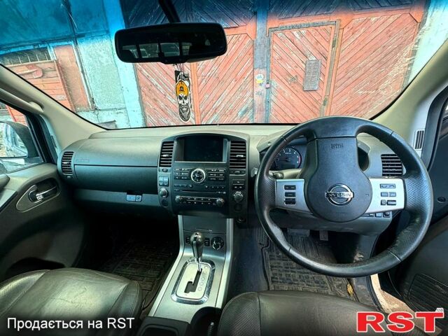Ниссан Навара, объемом двигателя 2.5 л и пробегом 157 тыс. км за 6630 $, фото 1 на Automoto.ua
