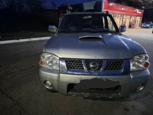 Сірий Ніссан Навара, об'ємом двигуна 2.5 л та пробігом 1 тис. км за 6500 $, фото 1 на Automoto.ua