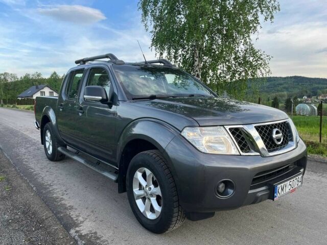 Серый Ниссан Навара, объемом двигателя 0 л и пробегом 219 тыс. км за 3650 $, фото 1 на Automoto.ua