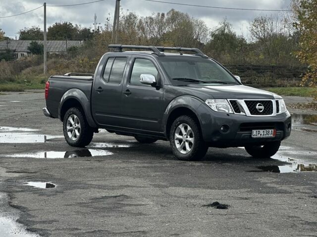 Ниссан Навара 2012 в Вышгороде на Automoto.ua Серый Ниссан Навара, объемом двигателя 2.5 л и пробегом 400 тыс. км за 7700 $, фото 1 на Automoto.ua