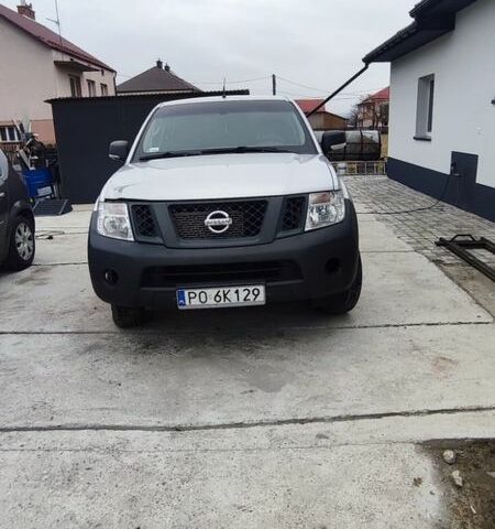 Серый Ниссан Навара, объемом двигателя 0 л и пробегом 300 тыс. км за 8500 $, фото 1 на Automoto.ua