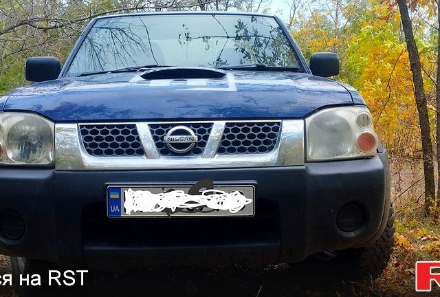 Синій Ніссан Навара, об'ємом двигуна 2.5 л та пробігом 250 тис. км за 3370 $, фото 1 на Automoto.ua