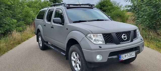 Зеленый Ниссан Навара, объемом двигателя 2.5 л и пробегом 200 тыс. км за 3200 $, фото 1 на Automoto.ua