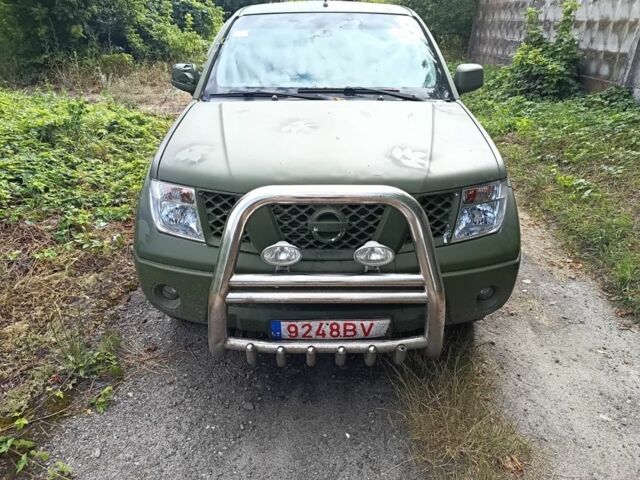 Зеленый Ниссан Навара, объемом двигателя 2.5 л и пробегом 100 тыс. км за 3800 $, фото 1 на Automoto.ua