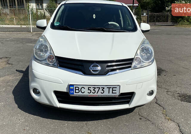 Белый Ниссан Ноут, объемом двигателя 1.39 л и пробегом 152 тыс. км за 5300 $, фото 1 на Automoto.ua
