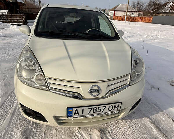 Белый Ниссан Ноут, объемом двигателя 1.5 л и пробегом 108 тыс. км за 6200 $, фото 1 на Automoto.ua