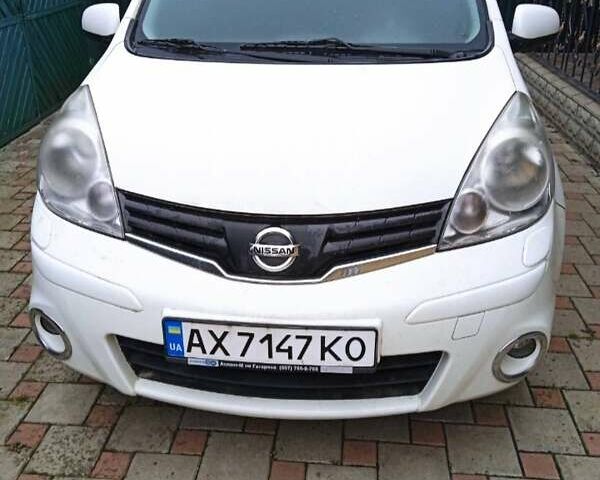 Білий Ніссан Ноут, об'ємом двигуна 1.39 л та пробігом 115 тис. км за 6000 $, фото 1 на Automoto.ua
