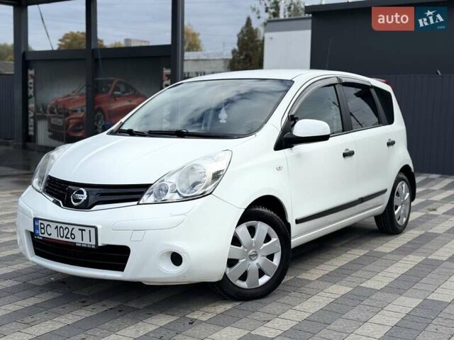 Белый Ниссан Ноут, объемом двигателя 1.39 л и пробегом 135 тыс. км за 5950 $, фото 1 на Automoto.ua