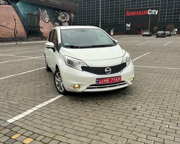 Белый Ниссан Ноут, объемом двигателя 1.5 л и пробегом 256 тыс. км за 8200 $, фото 1 на Automoto.ua