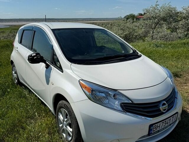 Білий Ніссан Ноут, об'ємом двигуна 1.2 л та пробігом 118 тис. км за 7200 $, фото 1 на Automoto.ua