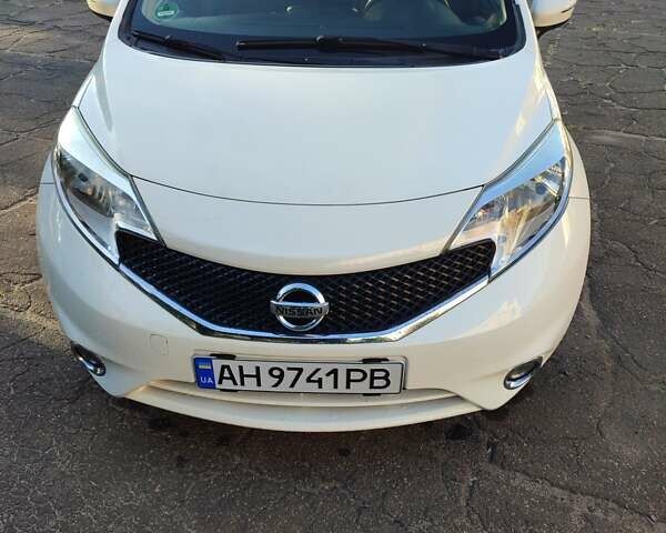 Белый Ниссан Ноут, объемом двигателя 1.46 л и пробегом 218 тыс. км за 8500 $, фото 1 на Automoto.ua