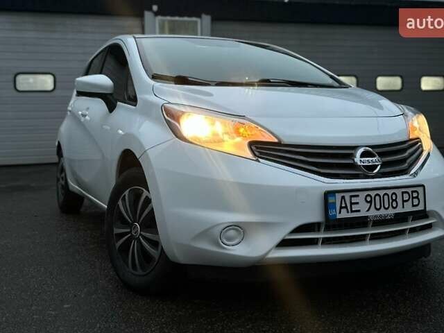 Белый Ниссан Ноут, объемом двигателя 1.6 л и пробегом 104 тыс. км за 8300 $, фото 1 на Automoto.ua