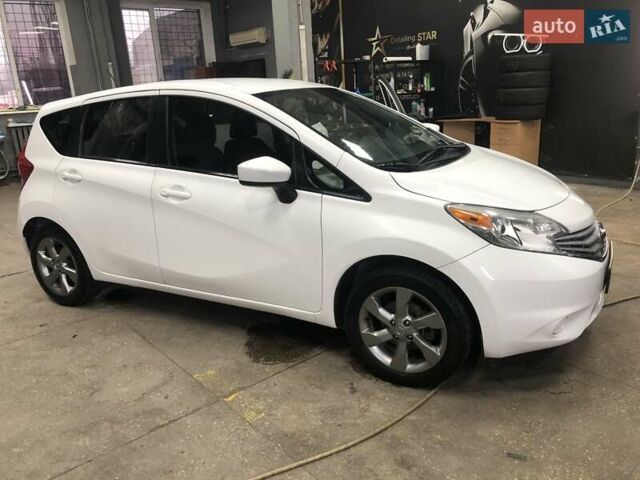 Білий Ніссан Ноут, об'ємом двигуна 1.6 л та пробігом 150 тис. км за 9300 $, фото 1 на Automoto.ua