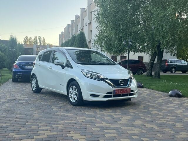 Белый Ниссан Ноут, объемом двигателя 1.2 л и пробегом 87 тыс. км за 11450 $, фото 1 на Automoto.ua
