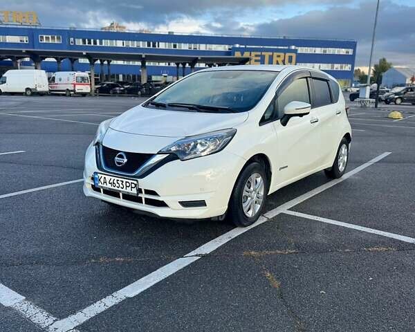 Білий Ніссан Ноут, об'ємом двигуна 1.2 л та пробігом 54 тис. км за 12999 $, фото 1 на Automoto.ua