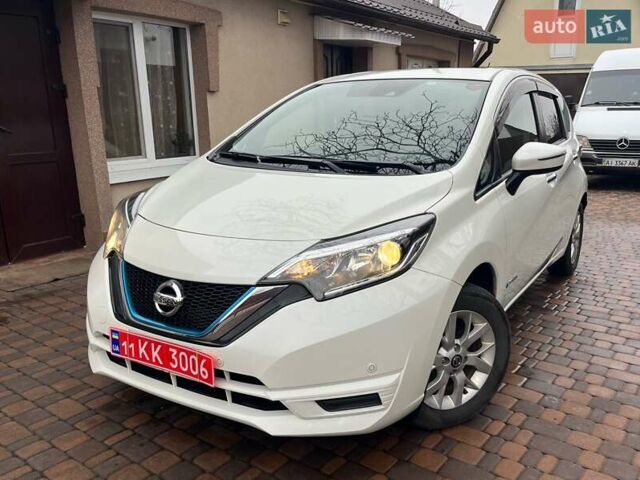 Білий Ніссан Ноут, об'ємом двигуна 1.2 л та пробігом 47 тис. км за 11999 $, фото 1 на Automoto.ua