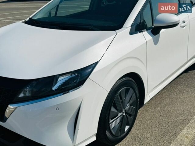 Белый Ниссан Ноут, объемом двигателя 1.2 л и пробегом 32 тыс. км за 19800 $, фото 1 на Automoto.ua