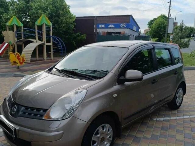 Бежевий Ніссан Ноут, об'ємом двигуна 1.4 л та пробігом 140 тис. км за 4100 $, фото 1 на Automoto.ua
