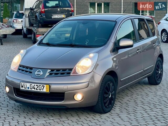 Бежевий Ніссан Ноут, об'ємом двигуна 1.4 л та пробігом 185 тис. км за 5200 $, фото 1 на Automoto.ua