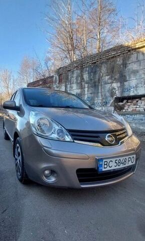 Бежевый Ниссан Ноут, объемом двигателя 1.6 л и пробегом 180 тыс. км за 6790 $, фото 1 на Automoto.ua