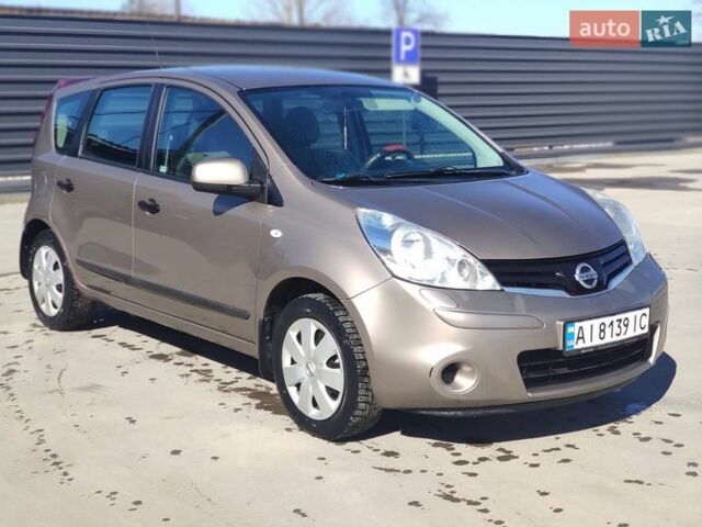 Бежевый Ниссан Ноут, объемом двигателя 1.39 л и пробегом 187 тыс. км за 6800 $, фото 1 на Automoto.ua