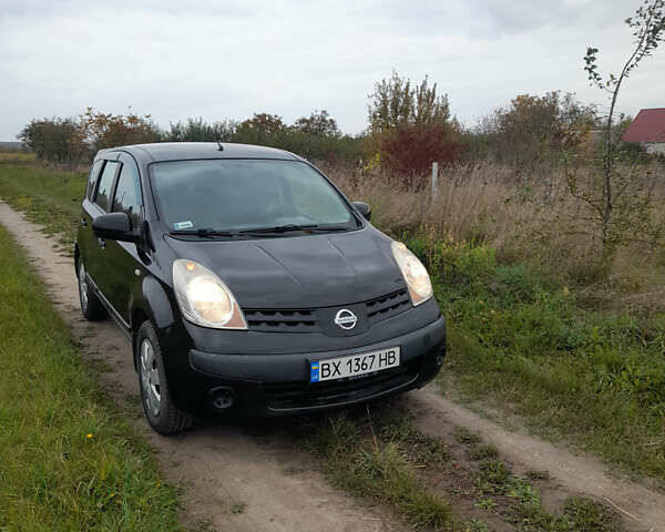 Чорний Ніссан Ноут, об'ємом двигуна 1.39 л та пробігом 260 тис. км за 4150 $, фото 1 на Automoto.ua