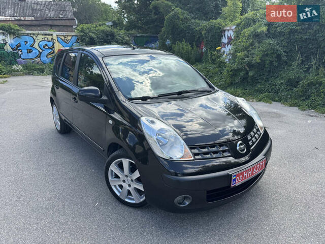 Черный Ниссан Ноут, объемом двигателя 1.6 л и пробегом 192 тыс. км за 6200 $, фото 1 на Automoto.ua