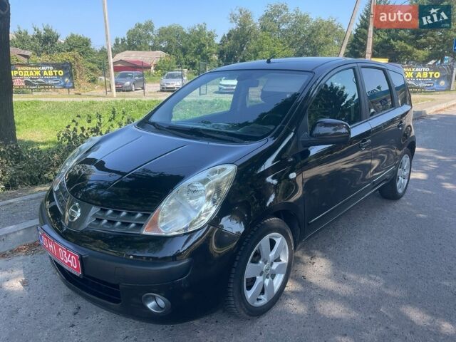 Чорний Ніссан Ноут, об'ємом двигуна 1.6 л та пробігом 243 тис. км за 5200 $, фото 1 на Automoto.ua