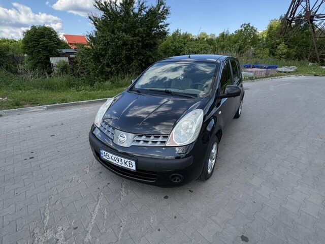Черный Ниссан Ноут, объемом двигателя 1.4 л и пробегом 149 тыс. км за 5000 $, фото 1 на Automoto.ua