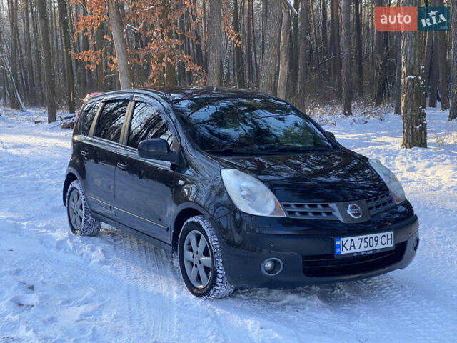 Чорний Ніссан Ноут, об'ємом двигуна 1.6 л та пробігом 228 тис. км за 5900 $, фото 1 на Automoto.ua