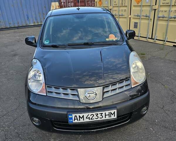 Черный Ниссан Ноут, объемом двигателя 1.6 л и пробегом 270 тыс. км за 5300 $, фото 1 на Automoto.ua