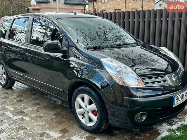 Чорний Ніссан Ноут, об'ємом двигуна 1.4 л та пробігом 262 тис. км за 5250 $, фото 1 на Automoto.ua