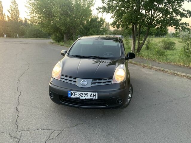 Чорний Ніссан Ноут, об'ємом двигуна 1.4 л та пробігом 205 тис. км за 4950 $, фото 1 на Automoto.ua