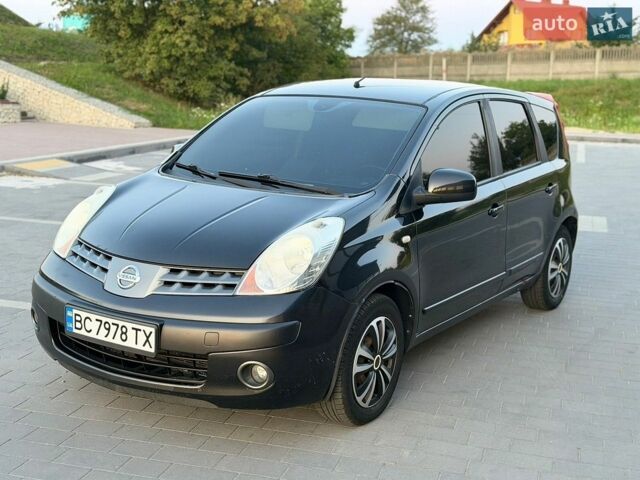 Чорний Ніссан Ноут, об'ємом двигуна 1.4 л та пробігом 248 тис. км за 4200 $, фото 1 на Automoto.ua