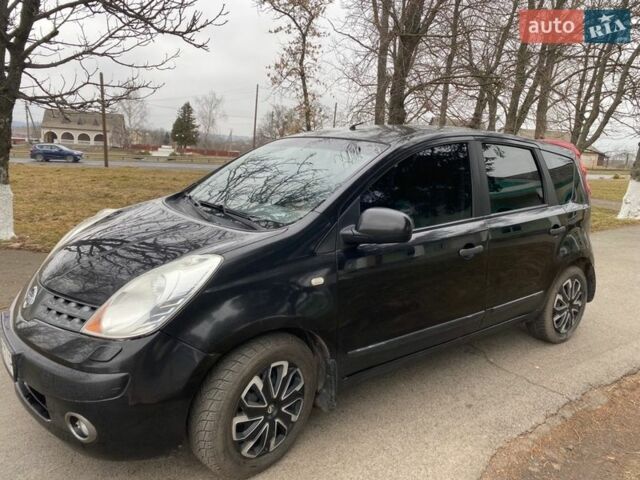 Черный Ниссан Ноут, объемом двигателя 1.39 л и пробегом 256 тыс. км за 4600 $, фото 1 на Automoto.ua