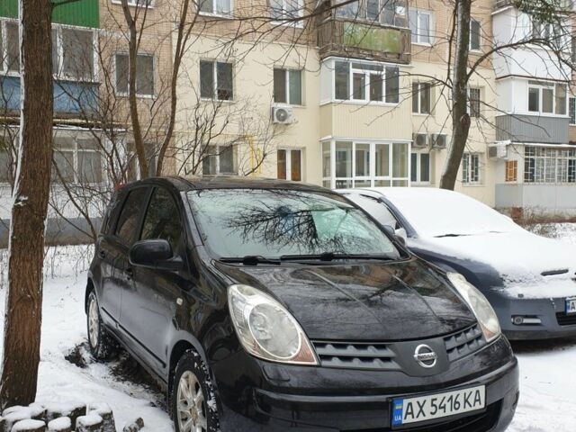 Чорний Ніссан Ноут, об'ємом двигуна 1.6 л та пробігом 208 тис. км за 6500 $, фото 1 на Automoto.ua