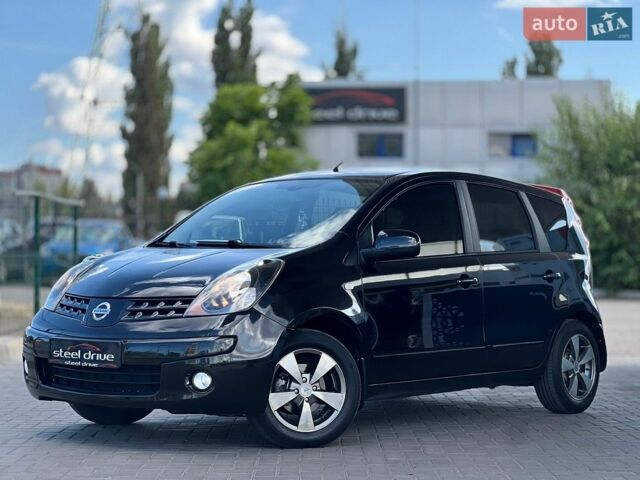Чорний Ніссан Ноут, об'ємом двигуна 1.6 л та пробігом 186 тис. км за 6199 $, фото 1 на Automoto.ua
